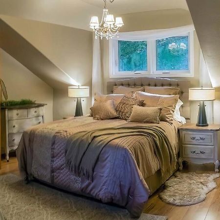 Вилла European Style Straw Bale Retreat Ашленд Экстерьер фото